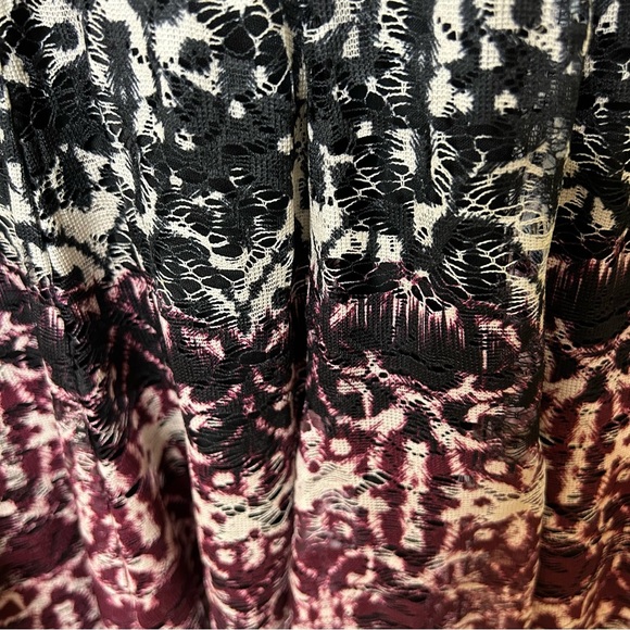 Roz Ali Lace Tunic Style Swing Dress Ombré Black Magenta Size 10 - Picture 6 of 13